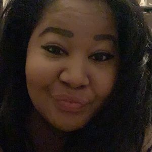 Meet your Posher, Marisa